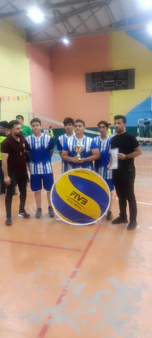 مسابقات والیبال